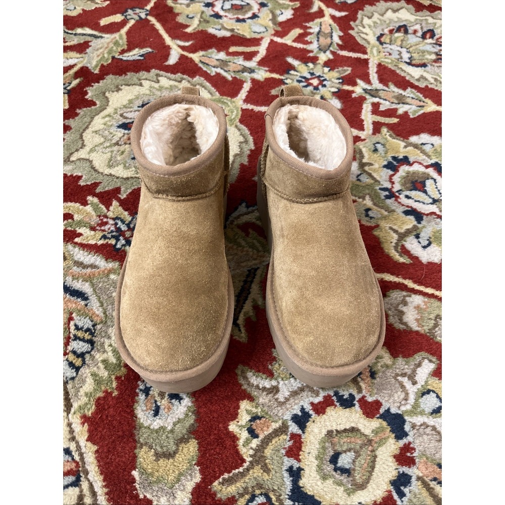 UGG Classic US 8 Mini Platform Suede Shearling Lined Ankle Boots Brown EUC